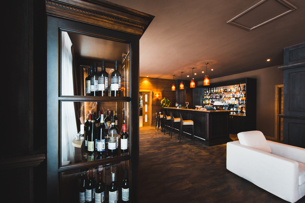 Бар «Гранат» на высоте 1389