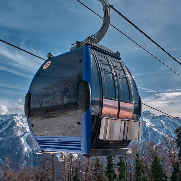 Двойное приключение: канатные дороги и музей науки «Экспириментус»    